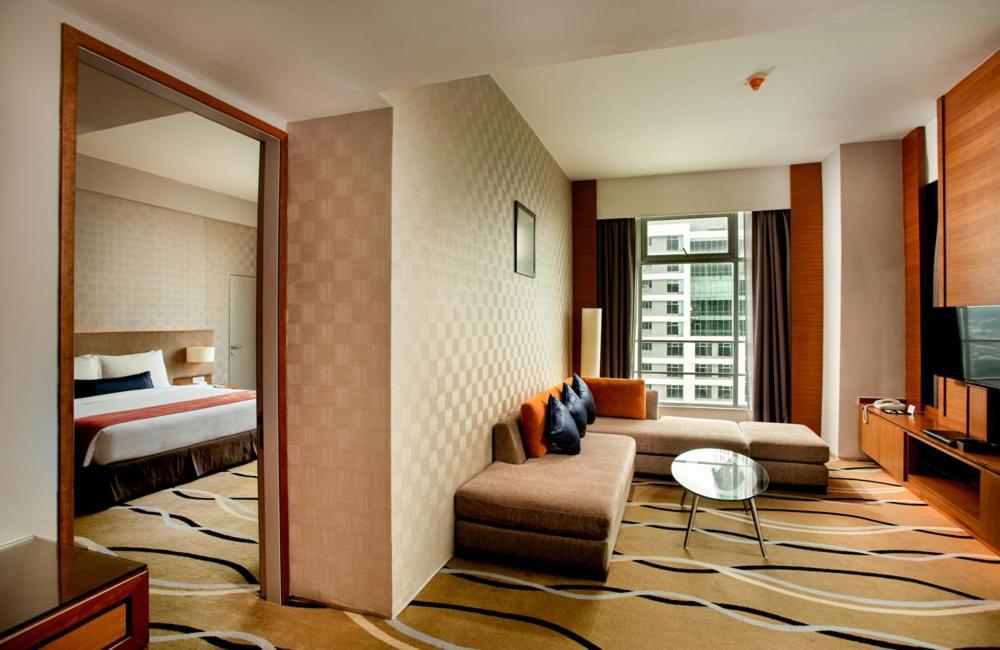 Zenith Hotel Kuantan Kültér fotó Suite