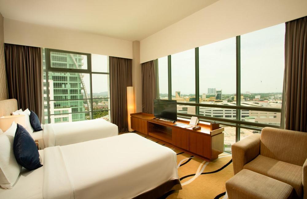 Zenith Hotel Kuantan Kültér fotó Deluxe Room